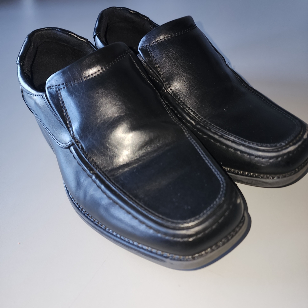 Kid's Black Dress Shoes